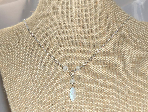 Moonstone Larait Style Necklace