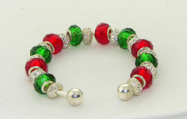 Festive Christmas Red Green Glass Lampwork Beads