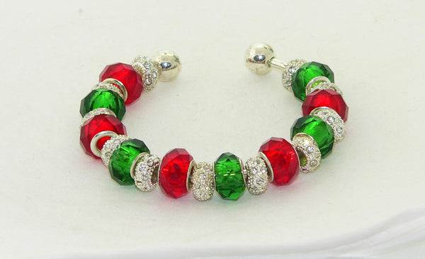 Festive Christmas Red Green Glass Lampwork Beads