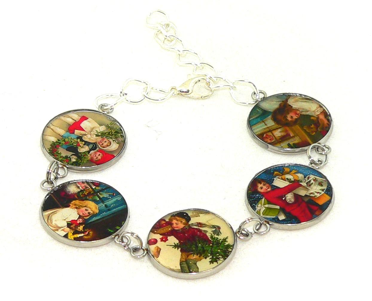 Handmade Vintage Art Xmas Jewelry Charm Bracelet Gift for Her