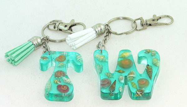Custom Resin Initial Seashell Keychain - Personalized Beach Accessory, Nautical Purse Charm Gift