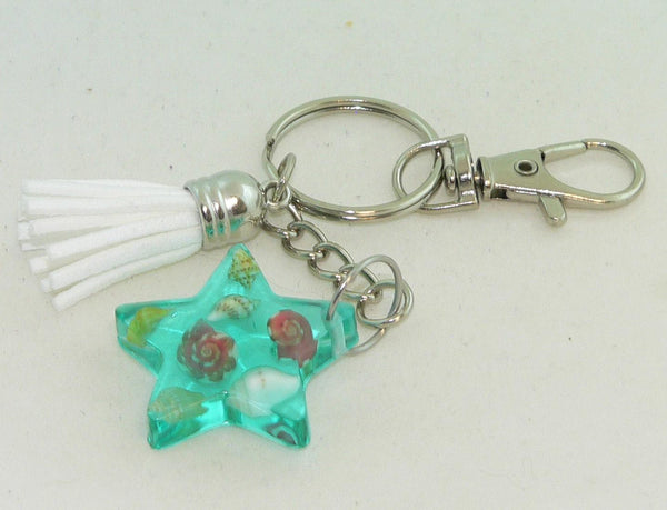 Nautical Seashell Star Keychain: Resin Purse Charm & Beach-Inspired Backpack Accessory
