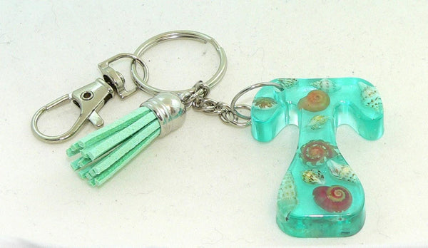 Custom Resin Initial Seashell Keychain - Personalized Beach Accessory, Nautical Purse Charm Gift